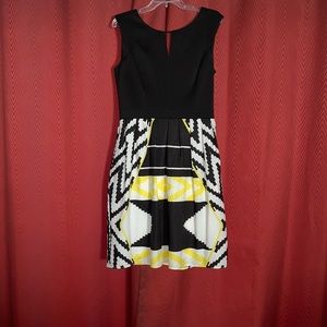 Black/White Sleeveless Dress